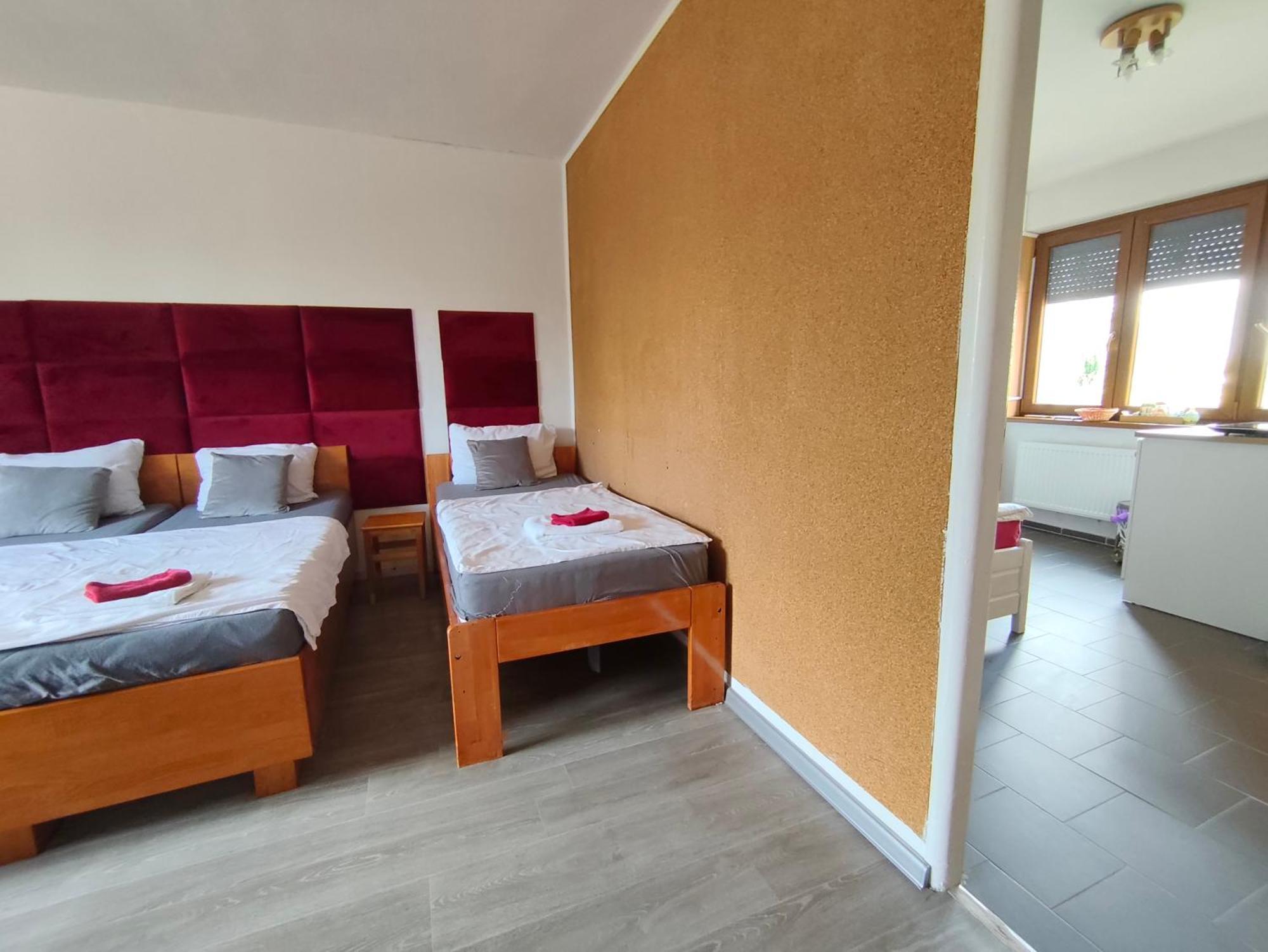 Penzion U Ježů - Ubytování Pasohlávky Habitación foto